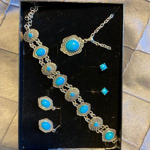 Turquoise Jewelry Set